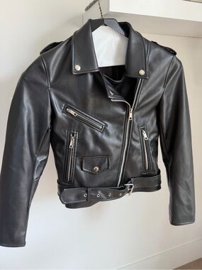 Zara Classic Black Leather Moto Jacket - Women